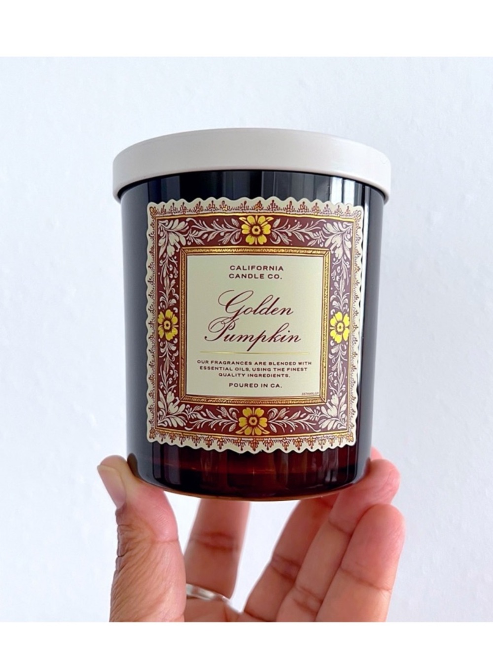 Leoben Company Golden Pumpkin Scented Candle